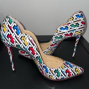 Authentic Christian Louboutin Hot Chick CL Patent Leather Stiletto Pumps